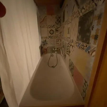 ベッド・アンド・ブレックファスト Casa Vegana Trun