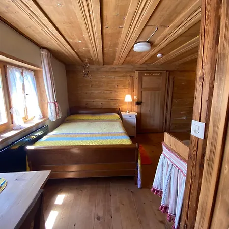 Casa Vegana Bed and Breakfast Trun